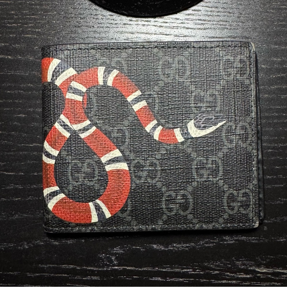 GUCCI KINGSNAKE PRINT BI-FOLD WALLET